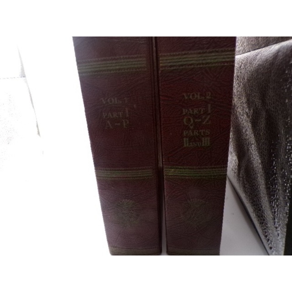 1960 Britannica World Language Dictionary Set Vol 1 & 2 Funk Wagnalls Burgundy